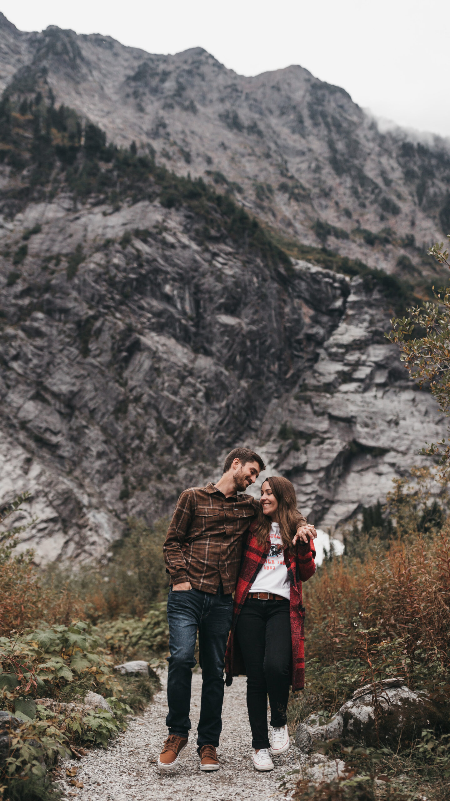  Big Four Autumn Adventure Session. Between the Pine- Adventure Wedding and Elopement Photography Seattle, WA