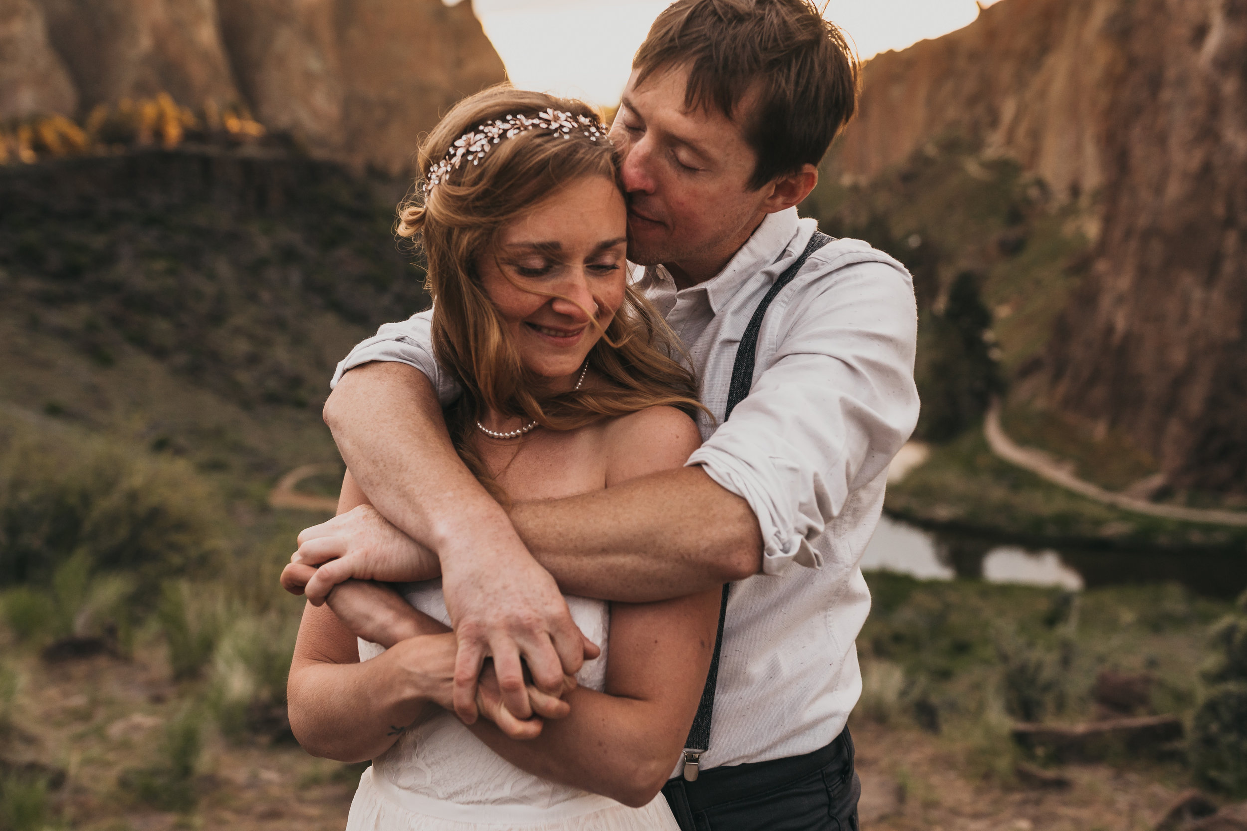 Smith Rock State Park Sunset Photo Session | Between the Pine Adventure Elopement Photography 