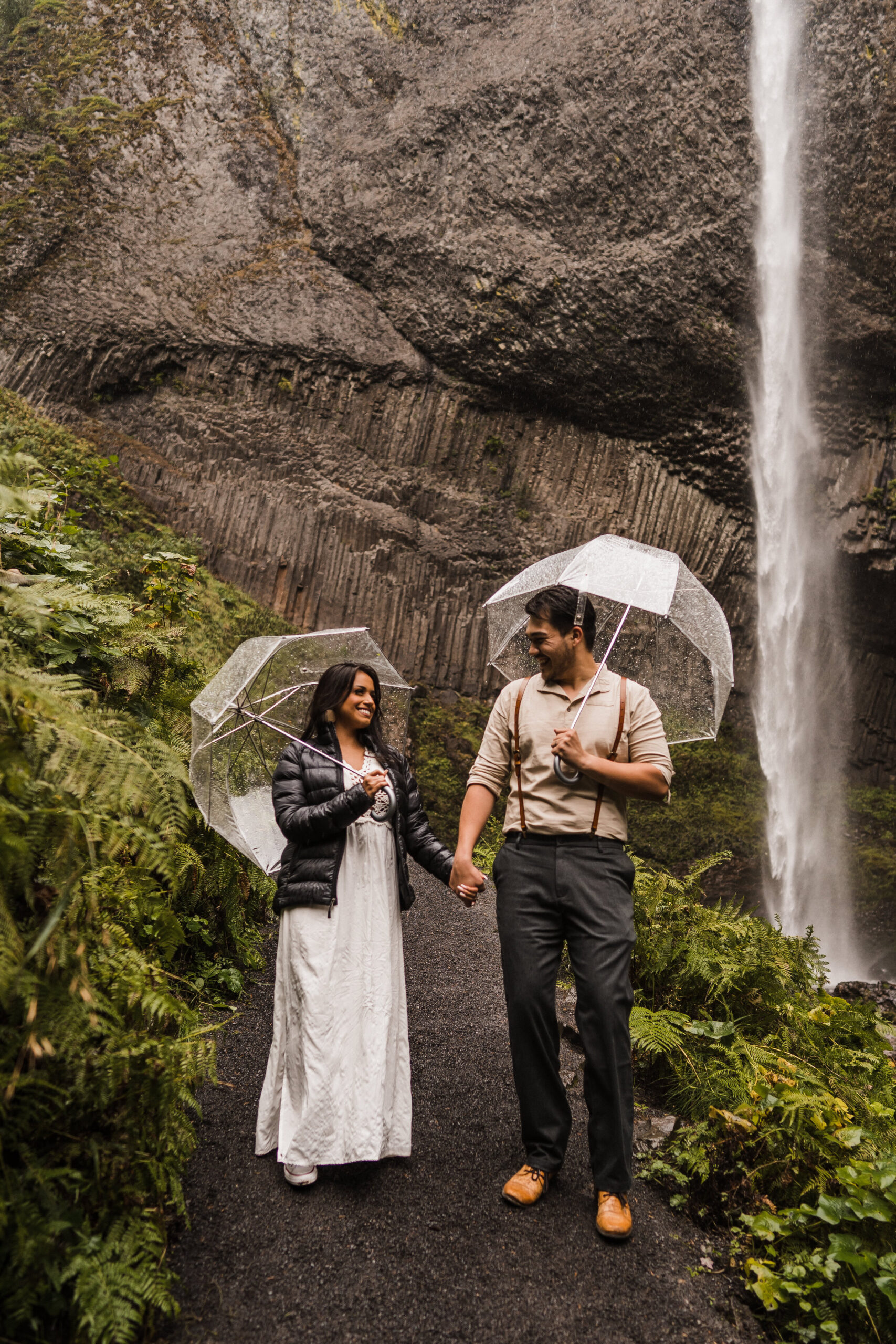 Columbia River Gorge: Elopement Style Vow Renewal | Between the Pine Adventure Elopement Photography 