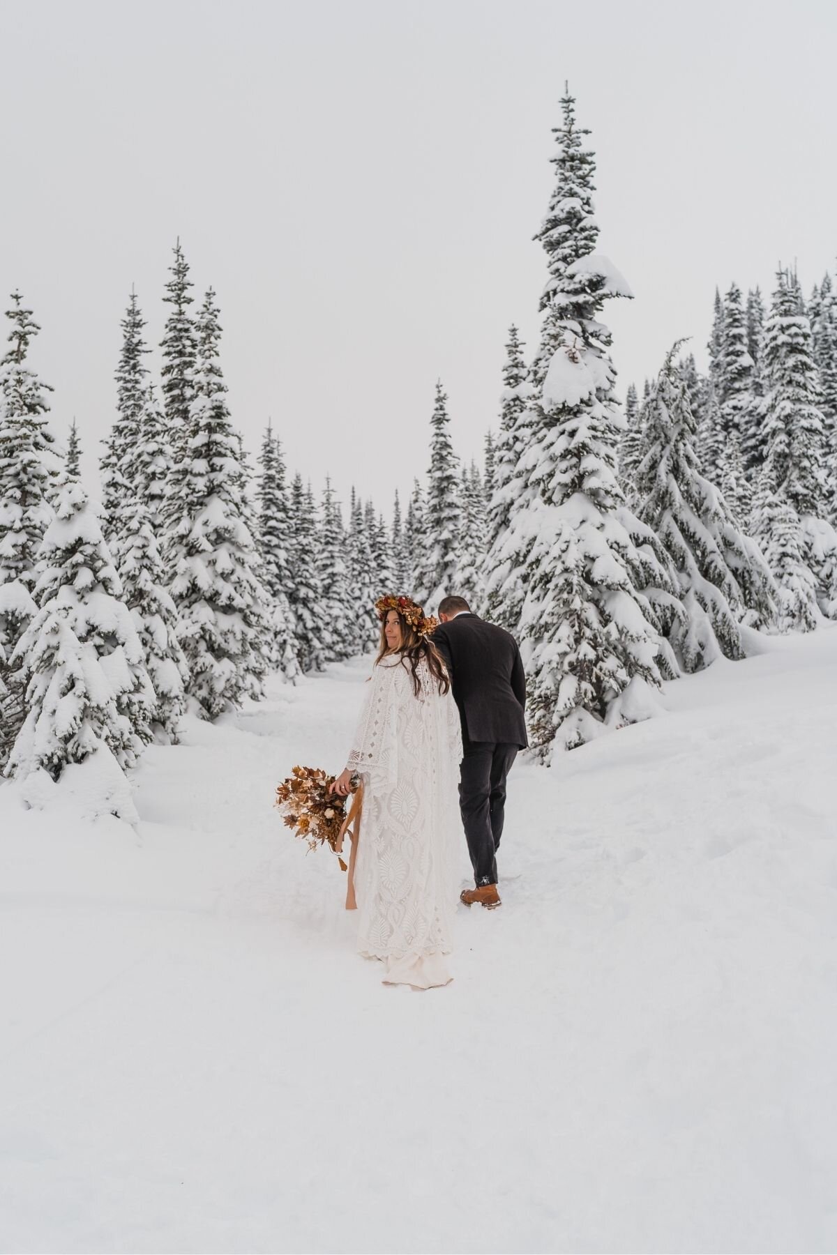 snowy-winter-elopement-between-the-pine30.jpg