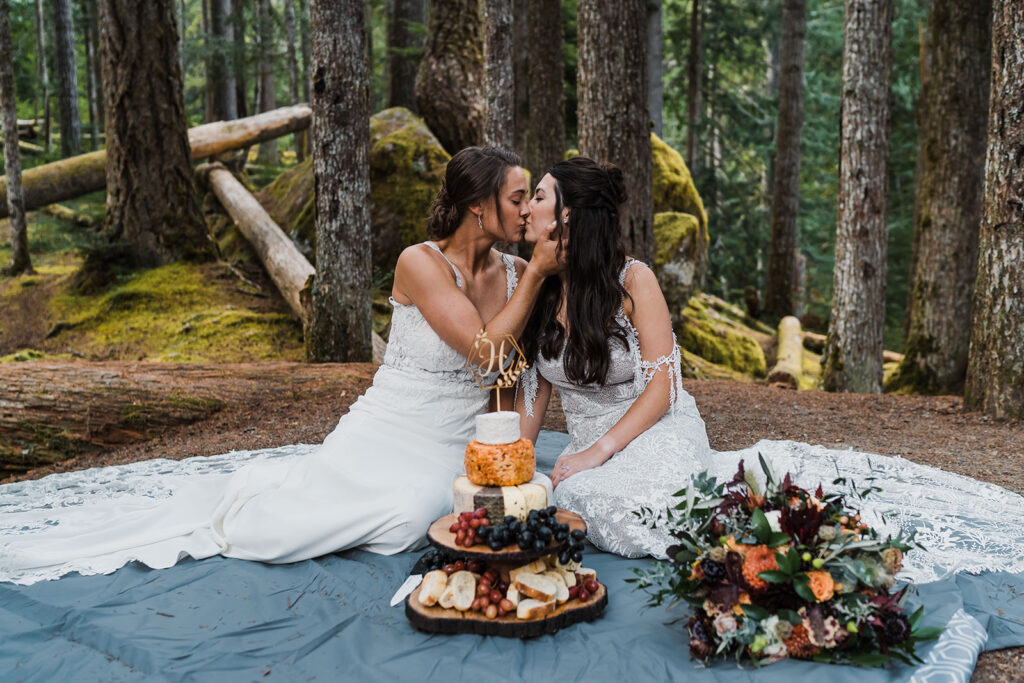 forest elopement photography by between the pine 