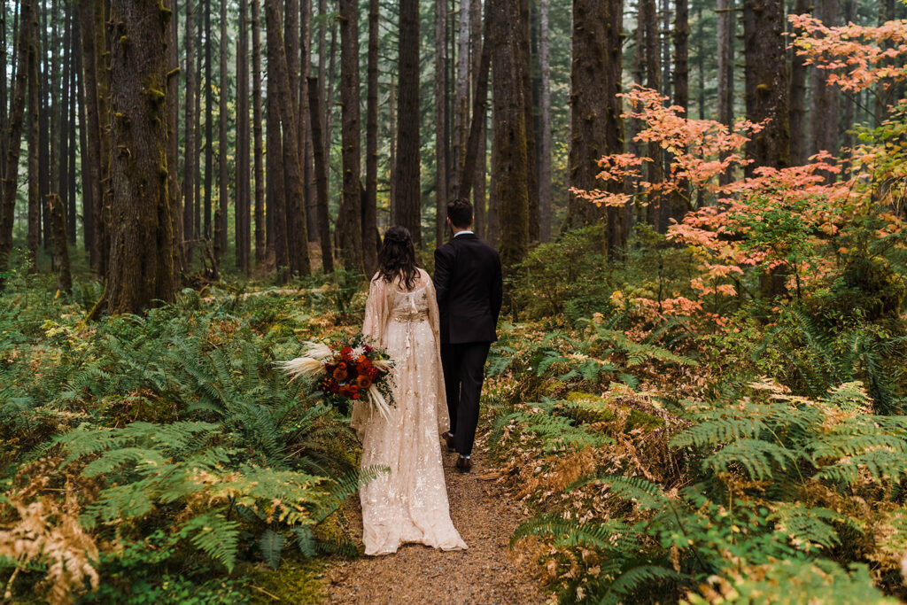 How to Plan an AirBnb Wedding - Between the Pine