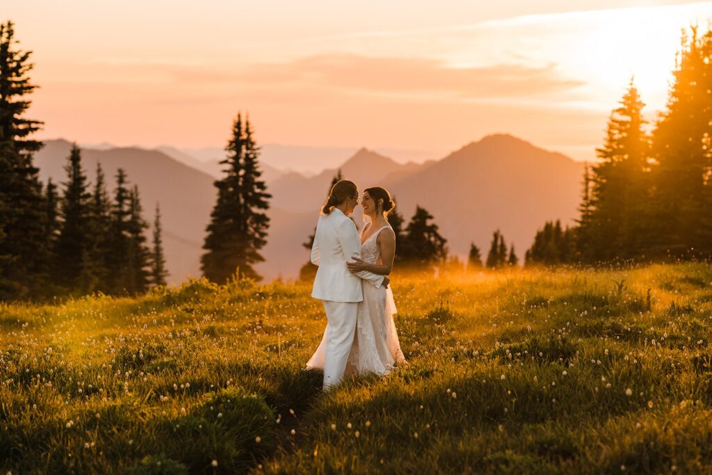 Sunset wedding photos in Olympic National Park 