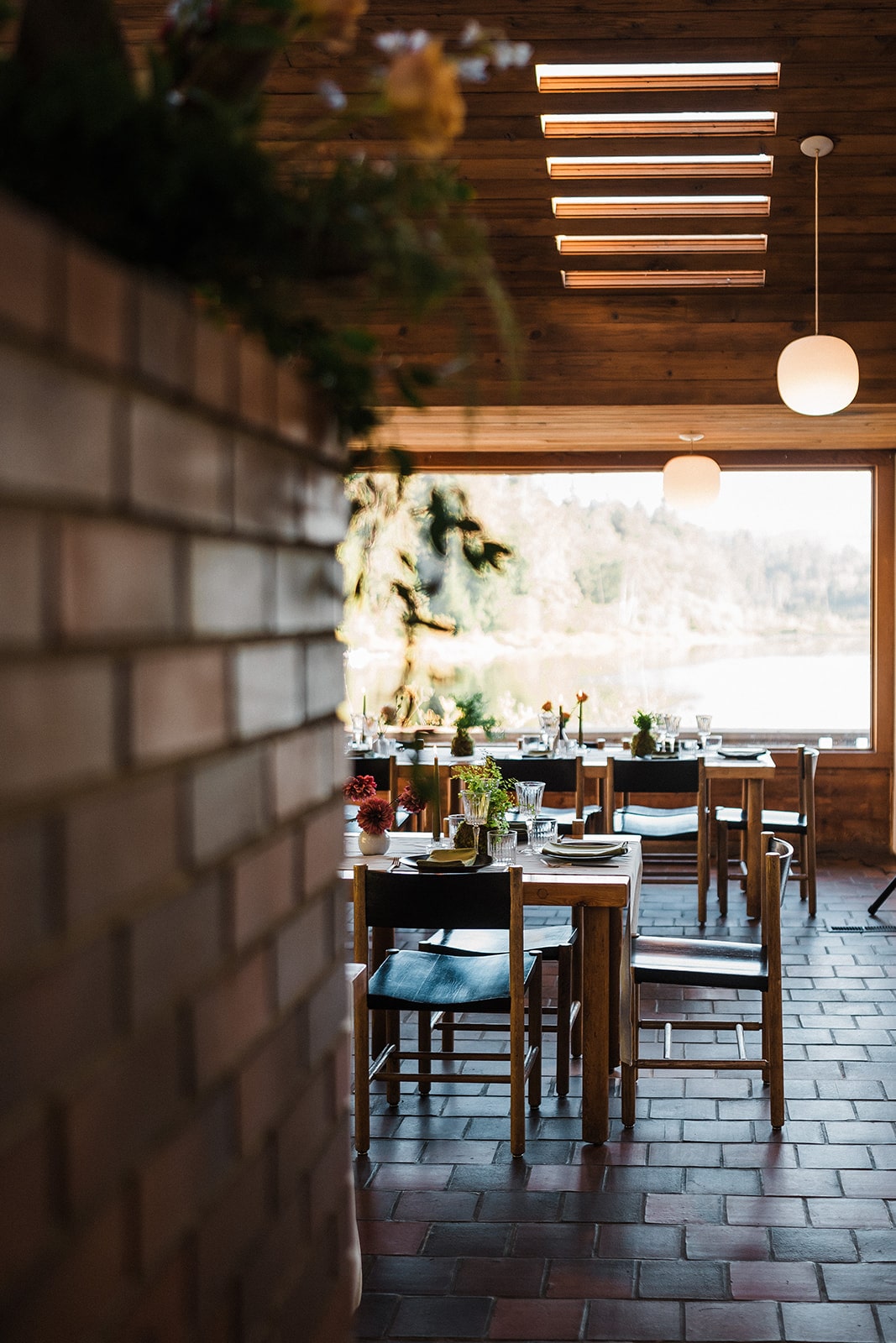 State park wedding venue decorated for an wedding celebration meal. 